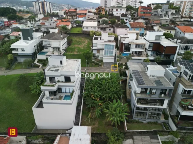 Terreno no Condominio Terra Domus no Estreito