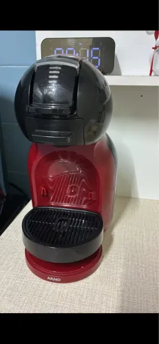 Cafeteira mini me dolce gusto 