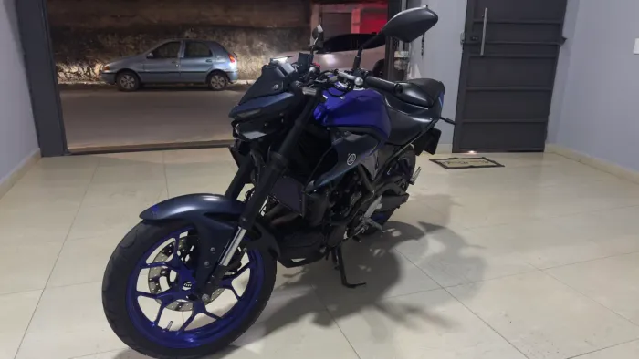 Muito nova baixo km
