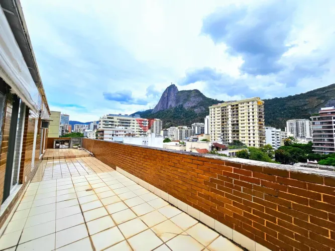 Cobertura à venda em Botafogo RJ: 200m², 3 quartos, 1 vaga