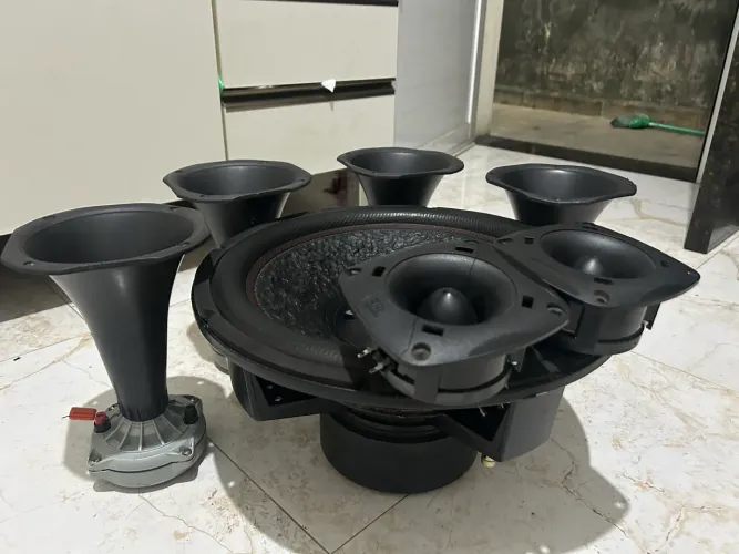Son automotivos