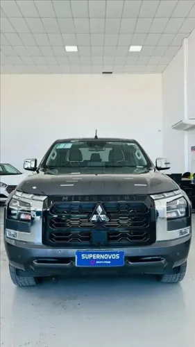 Mitsubishi TRITON HPE-S 2.4 CD 4X4 TB Diesel Aut. 2026