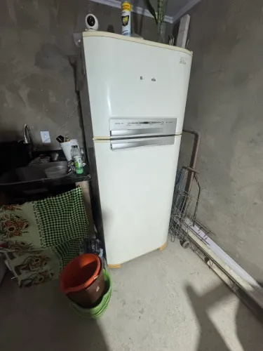 Geladeira Electrolux DF43
