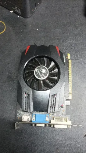 Placa de vídeo Nvidia geforce GT 730<br>P<br>NVidia geforce GT 730 2G GDDR5 DVI-VGA-HDMI 64 bits