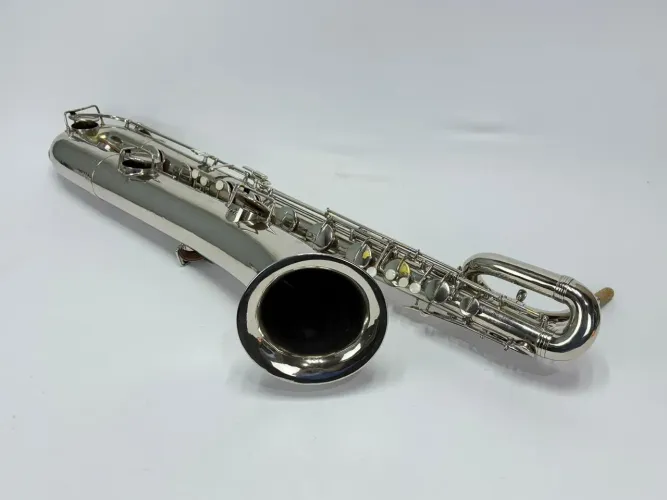 Sax barítono Buffet Crampon com La Grave