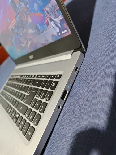 Notebook Acer Aspire 5 + (Monitor, Base Cooler , Mouse e teclado)