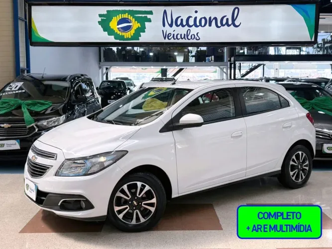 Chevrolet Onix Hatch LTZ 1.4 8V Flex Power Mec. 4P 2015