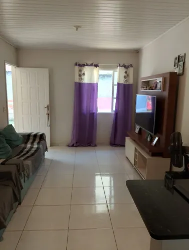 Casa em Cruzeiro Rasa - Búzios, com 2 Quartos à venda por R$ 145.000 - Travessa Brasil