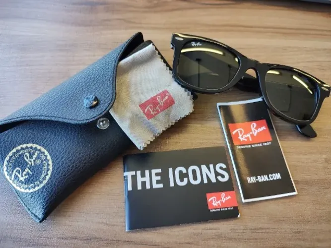 Óculos de Sol Ray Ban WayFarer RB4340 zerado