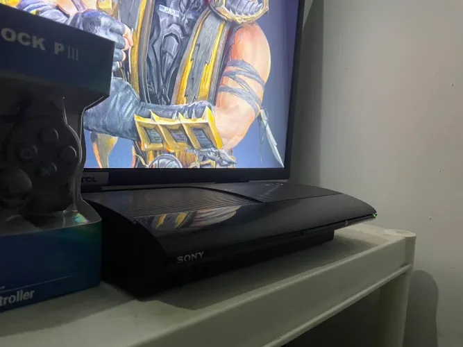 Ps3 super slim 
