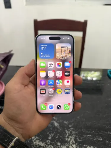 Vendo iPhones 15 128gb e 16 pro Max 256gb 