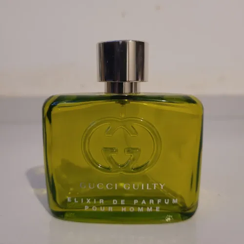 Frasco de perfume vazio