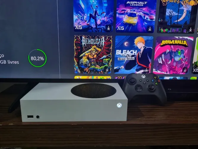 Xbox Series S + 102 Jogos
