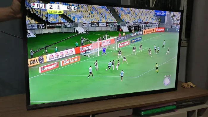 TV LG 40" Perfeita! (Ñ é smart e NÃO ACEITO OFERTA)