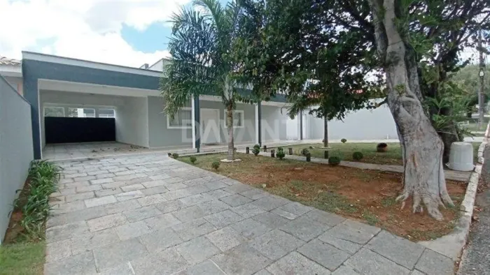 Casa para locação no Condomínio Estância Marambaia em Vinhedo na Davanti Imóveis.