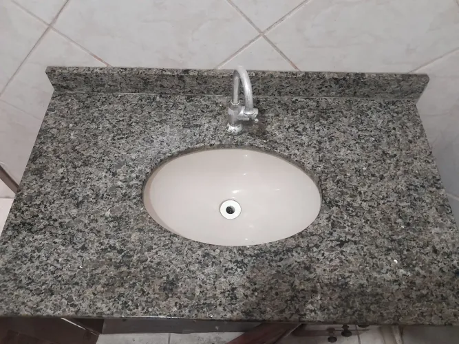 Vendo pia banheiro