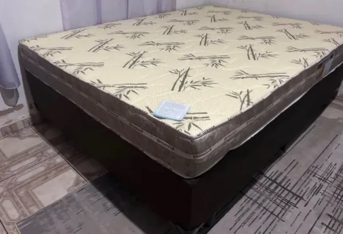 Cama casal nova