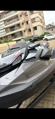 Vendo jetski seadoo modelo GTR 300 rodax