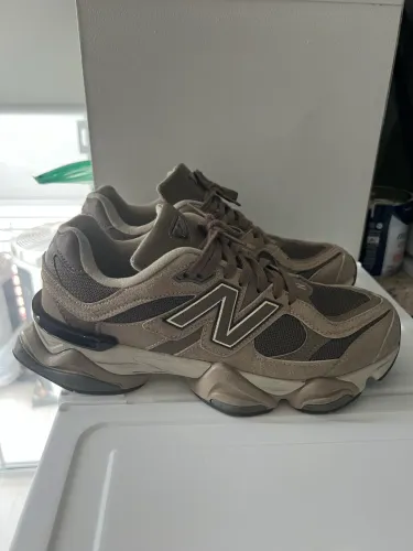 Tênis new balance 9060