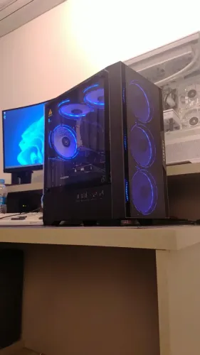 PC Gamer - Ryzen 5 5600x + RX 7600 + 16gb ram + SSD NVME