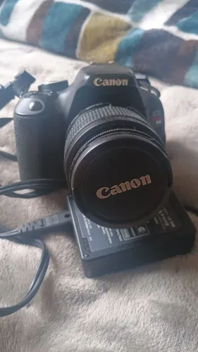 Canon EOS Rebel t3i