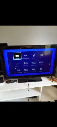 TV E E CHROMECAST