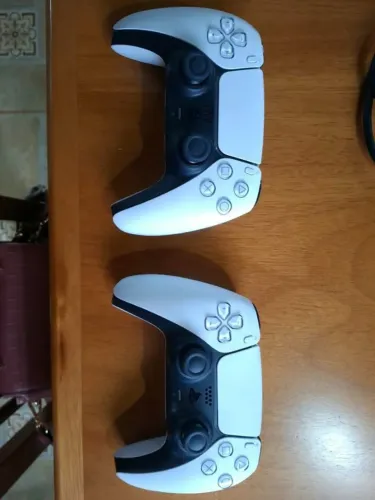 PlayStation 5 Semi NOVO