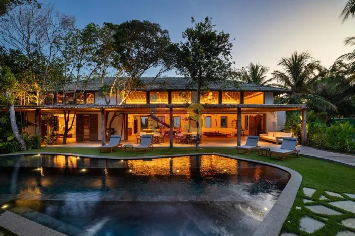 Vendo Casa Alto Padrão no Condomínio Altos de Trancoso