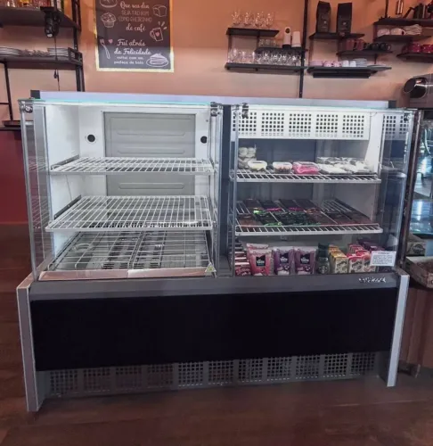 Balcão expositor quente e frio Gelopar 127v