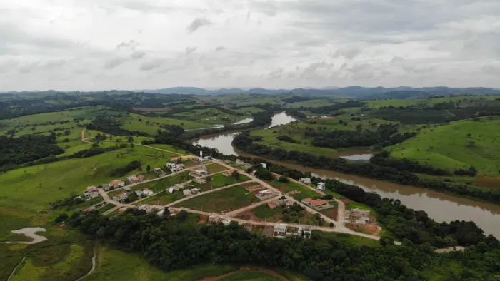 Vende-se Lote Condomínio Portal do Lago - Oportunidade