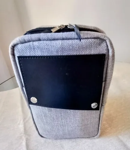 Bolsa masculina transversal cinza