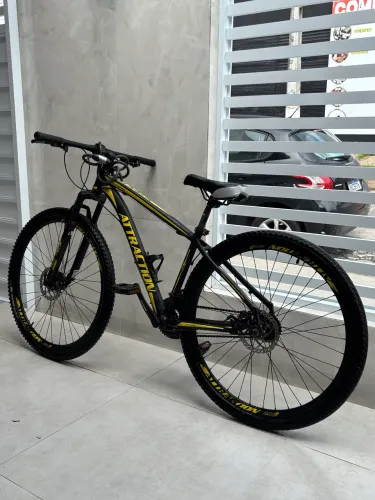 bicicleta ATTRACTION Aro 29