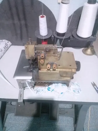 Baixei pra vender logo! Maquina Interloque