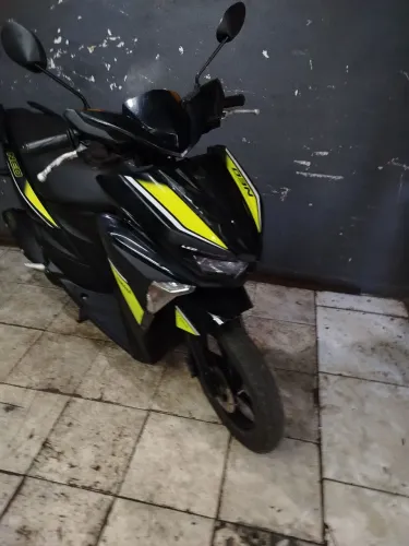 Scooter neo Yamaha automática leia o anúncio 