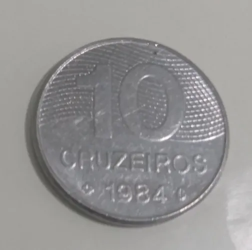 Moeda antiga de 10 Cruzeiros