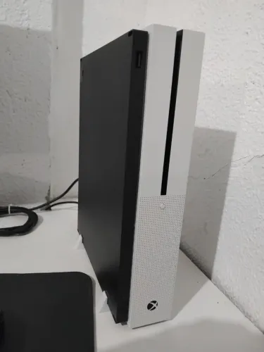 Xbox One S Impecável!