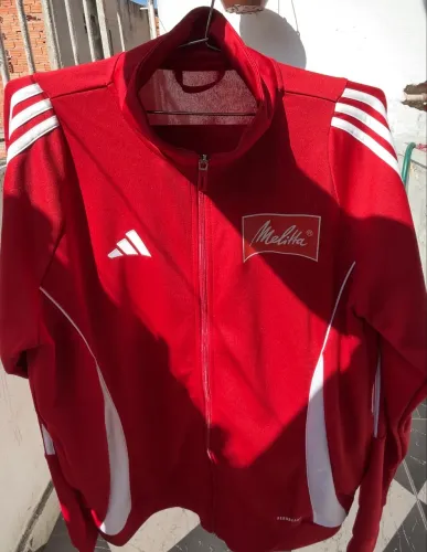 Blusa Adidas autografada jogadores ( Manchester United )