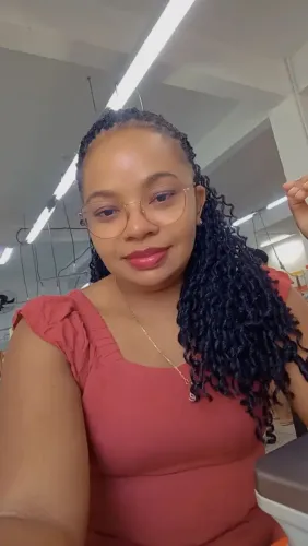 Costureira