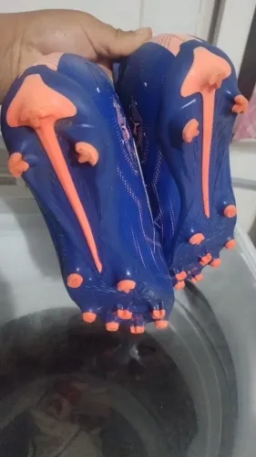 Chuteira 3 vezes usada , puma