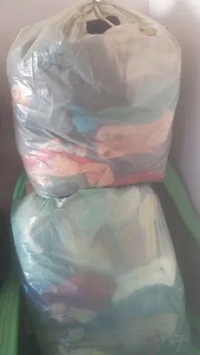 Roupas pra bazar