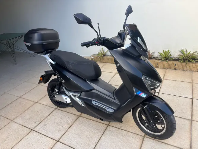 Voltz EV1 2023 com tropicalizada + 2 baterias