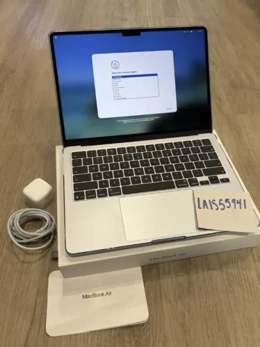 MacBook Air 13 Inch (M5) 2026 Sky Blue
