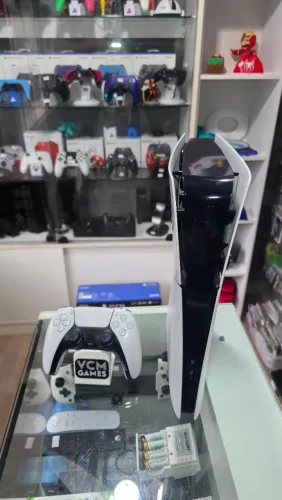 PS5 Slim, Seminovo, Garantia, aceito seu usado de entrada e cartoes ate 18x