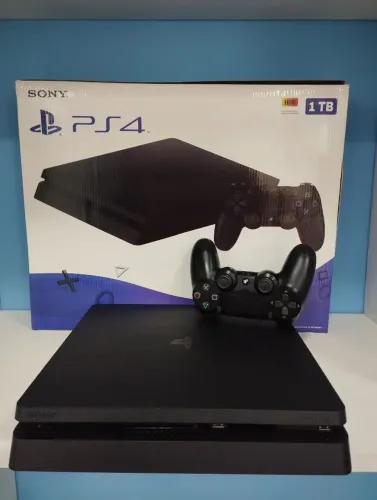 Playstation 4 Ps4 Slim 1 tb novinho com jogo (Aceito cartão em até 12 x).