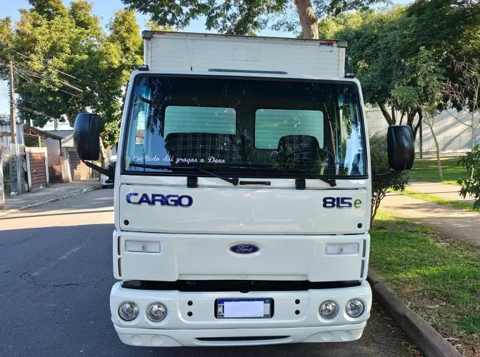 Ford cargo 815e ano 2006