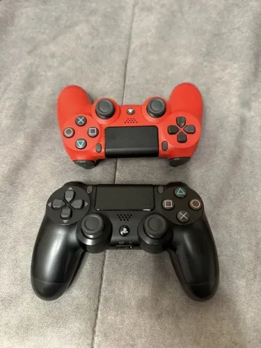 VENDO CONTROLES ORIGINAIS DE PS4 ( favor, ler a descrição )
