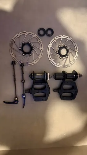 Disco de freio SRAM e cubo 32 furos - Aro 29
