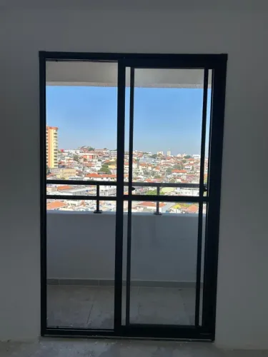 PORTA BALCÃO PRETA