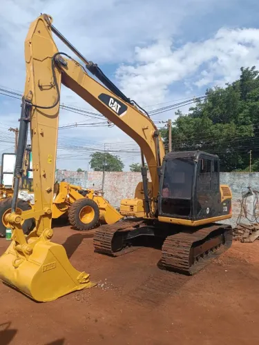 Escavadeira CAT Caterpillar  312D  