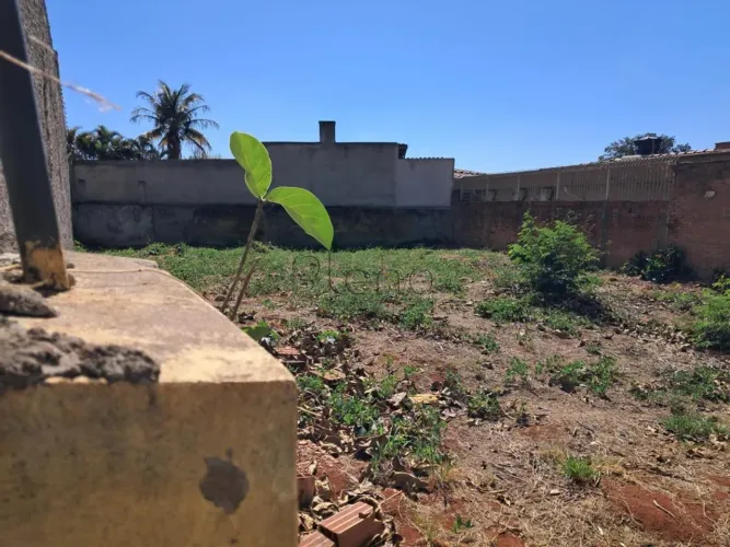 Terreno à venda em Campinas, Jardim Guanabara, com 261.82 m²